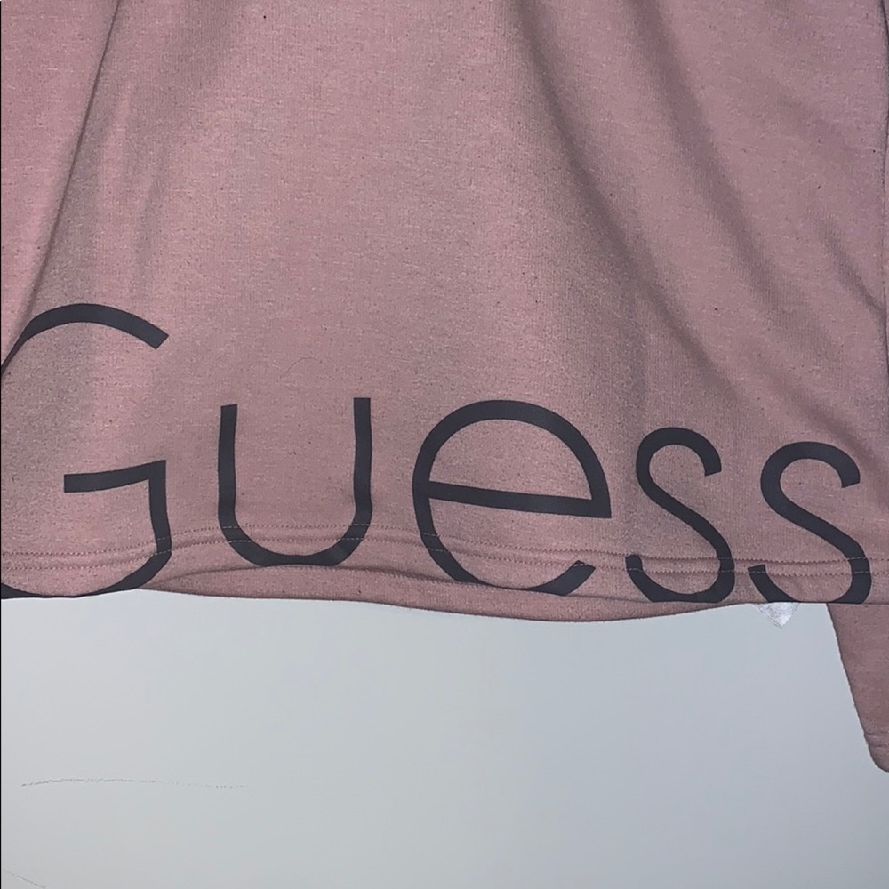 GUESS sweatshirt - Picture 2 of 4